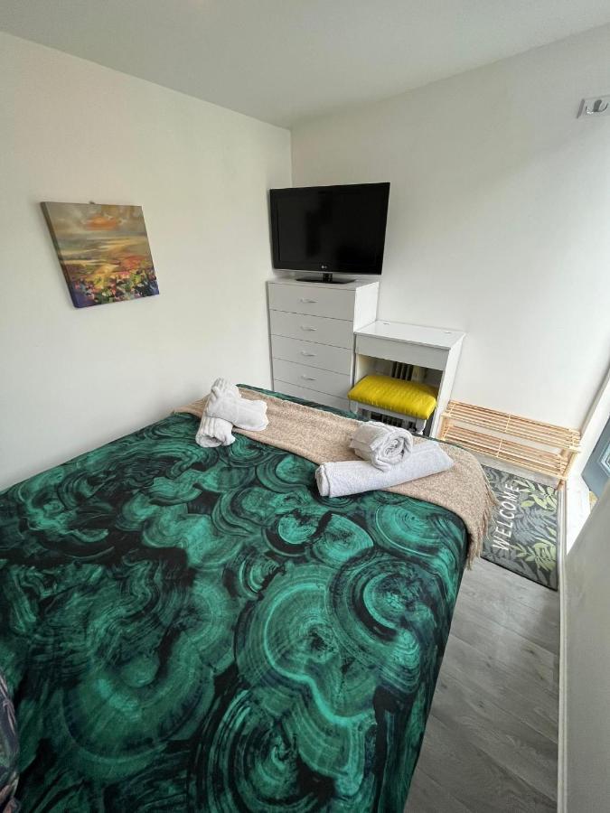 The Chuff Cabin Apartment St. Just Exterior photo